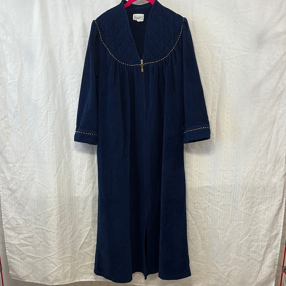 Vanity Fair Navy Blue Quilted Fleece Robe